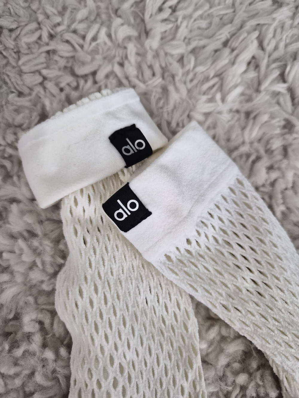 Alo Yoga White Fishnet Mesh Knee High Socks - Picture 10 of 10